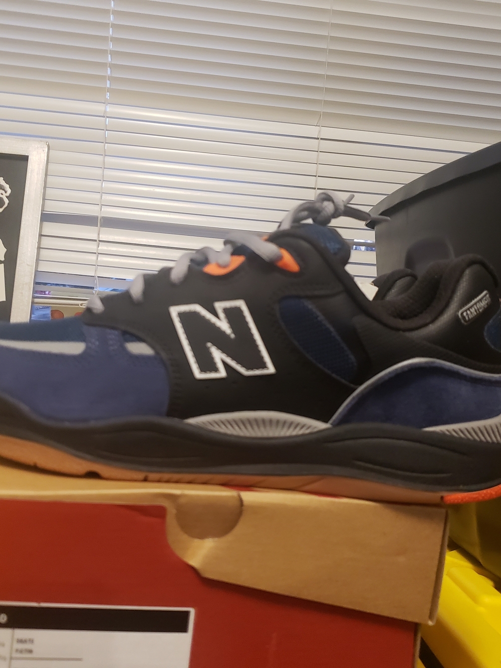 New Balance Mens 13 Navy, Black and Orange Athletic Sneakers